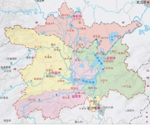 时不见湖边草”的宏伟气象